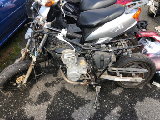 HONDA  エイプ  部品どり