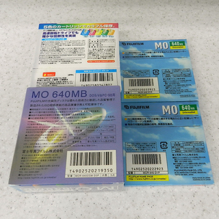 新品保管品 新品保管品 各社 MO ディスク 230MB/30枚 640MB/12枚 合計42枚セット の画像