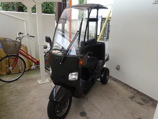 HONDAジャイロキャノピー　ミニカー仕様♪　スタッドレスタイヤ装着