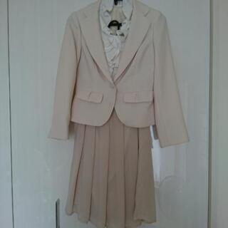 美品☆レディーススーツ