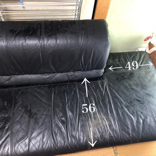 カバー必要だけど…2〜3人掛けソファの画像