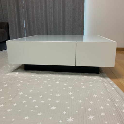 美品 ガラステーブル ローテブル  センターテーブル