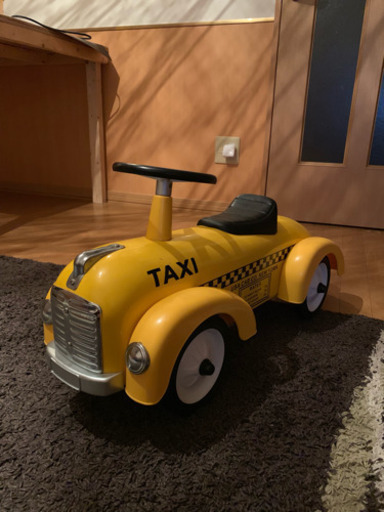 乗用玩具 yellow cab TAXI