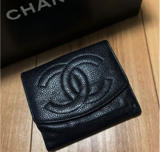CHANEL シャネル キャビアスキン ２つ折り財布