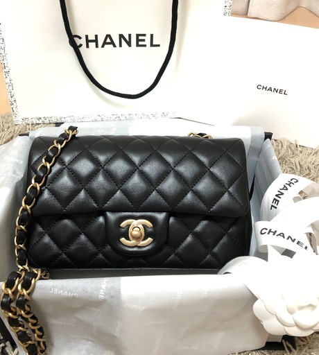 【新品・未使用】シャネル ミニ フラップバッグ(ゴールド金具！)