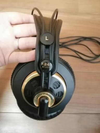 AKG モニターヘッドフォン