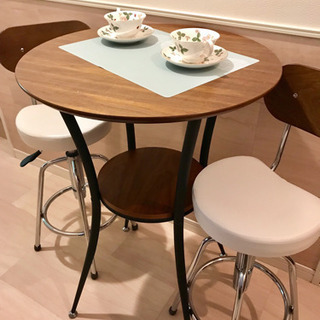 決まりました(^^)  美品♪カフェ風 ハイテーブル・ハイチェア...