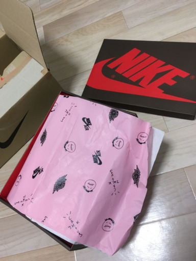 NIKE x TRAVIS SCOTT AIR JORDAN 1