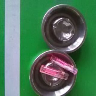 ステンレス灰皿(美品)＋ガス満タンライターの画像