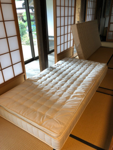 天然素材でつくったノンコイルのマットレス