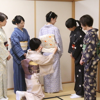 きもの着付け教室【令和きもの学院・梅田教室】無料見学会受付中の画像