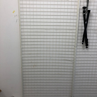 メタルネット什器 三台 90x180 スチールラックの画像