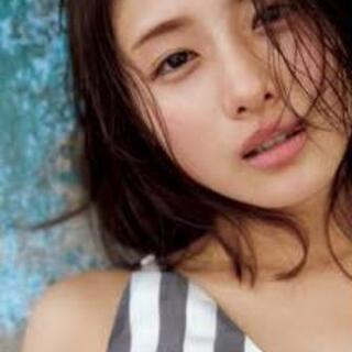 ◆◆◆石原さとみ写真集『encourage』★宝島社
■美品

『これが私の30年間のすべて…』の画像