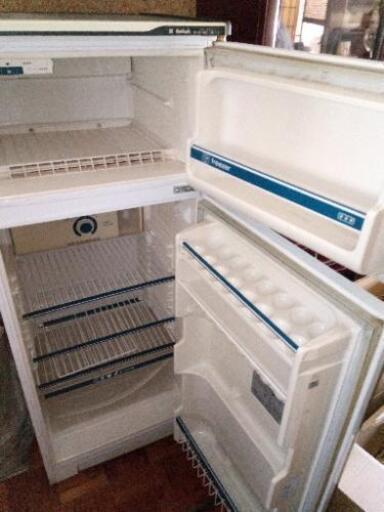 レトロな冷蔵庫完動品 (ジンジン) 三島のキッチン家電《冷蔵庫