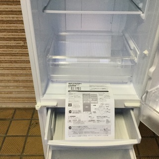 シャープ小型冷蔵庫 の画像