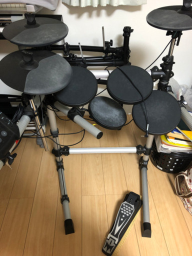 電子ドラム  ＭＥＤＥＬI    ＤＤ４０２　早く片付けたいので値下げ中