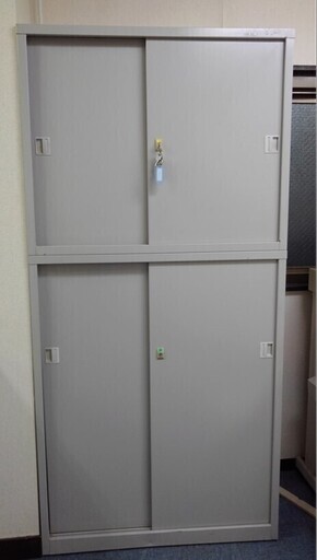 オフィスキャビネット