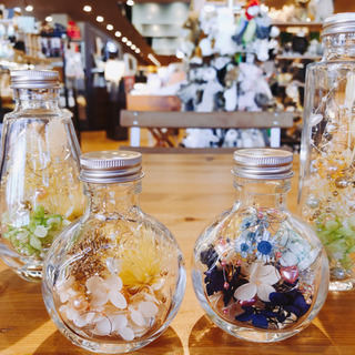 flowerworknaturaのハーバリウム体験教室&やよい窯の陶芸教室in TSUTAYA和白店の画像