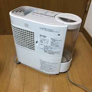 シャープ 気化式加湿機(パーソナルタイプ) プラズマクラスター搭載 HV-Z30CXの画像