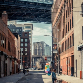 映画  火口のふたり  を見に行きませんか？