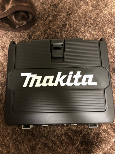 本日取引可能な方限定価格！マキタインパクトドライバー18v