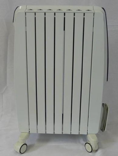 19Y0261 5  デロンギ オイルヒーター QSD0712-MB　中古
