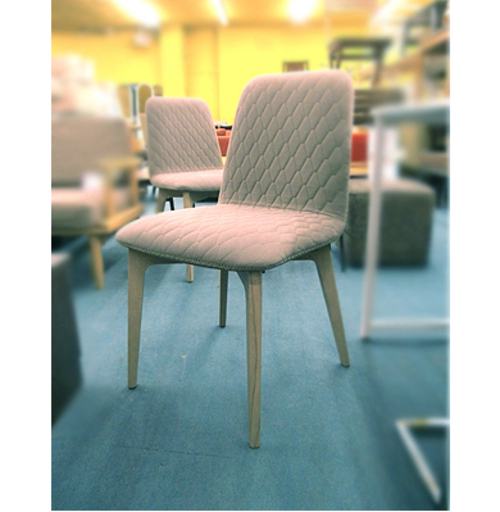 〇 札幌 美品 2脚セット【カリガリス サミ デザイナーズチェア】コヌビア イタリア家具 アッシュ材 CB/1472 Calligaris SAMI connubia ダイニングチェア イス いす 椅子 本郷通店