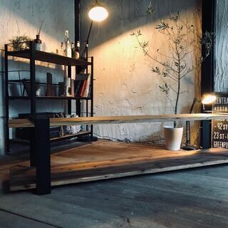 時給1000~1400円主婦・パートさんも大歓迎・堀江にある家具屋さんINDUSTRIAL BRANCH家具製造工場の補助軽作業の画像