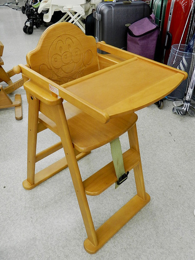アンパンマン 木製ハイチェアー【ピノチオ】テーブル付き キッズチェア 幼児用イス 子供用イス 折りたたみ可能です☆ PayPay(ペイペイ)決済可能 ☆ 札幌市 北区 屯田