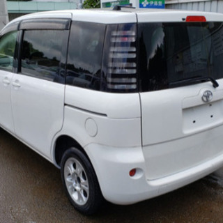 Toyota sienta の画像
