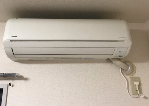 【引取り・取り外し出来る方】良品★ 東芝 エアコン 2012年製 2.2kW RAS-221NV(W)