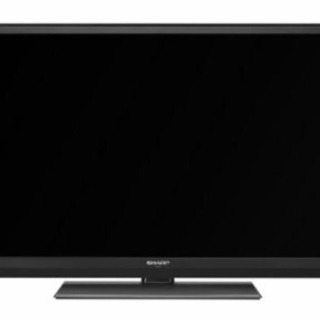 最終値下げ！40型液晶テレビ超省電力95Ｗスカパー付き