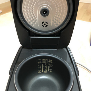 終了しました【最終値下げです(T_T)】アイリスオーヤマ IHジャー炊飯器 3合 2018年製 2019年4月購入の画像
