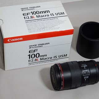 【代引き発送可】Canon　EF100mm　f/2.8L Macro IS USM