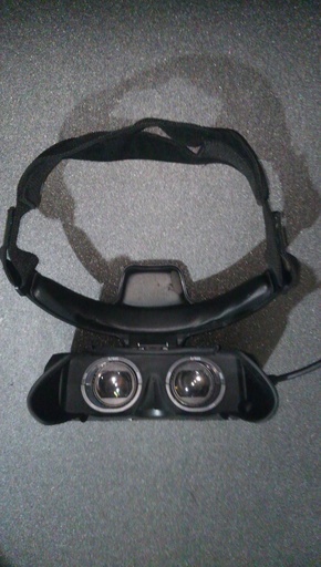 2D/3D ヘッドマウントディスプレイ 120インチ相当 HDMIケーブル対応 DMM HMD PS3/PS4、XBOX、パソコン、スマートフォン