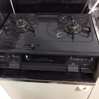 ガスコンロ(IC-N86BS-R／都市ガス／3万円程で購入)※複...