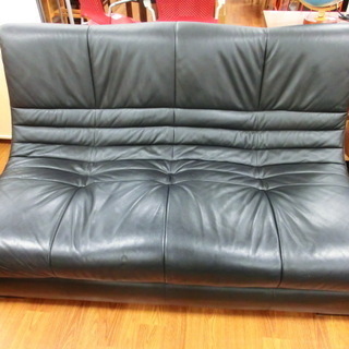 【トレファク府中店】レザー調シンプルな２人掛けソファ！