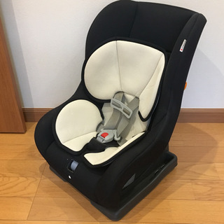 タカタ製 チャイルドシート 新生児から使えるタイプ