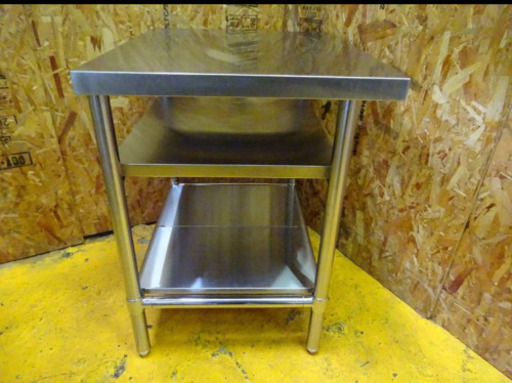 (4083-0)☆厨房機器☆作業台☆W700×D600×H790ｍｍ☆三段♪