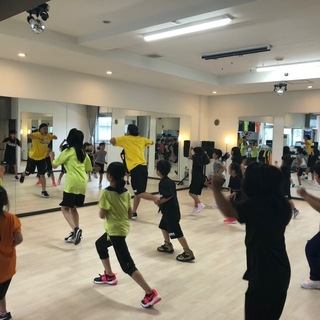 キッズダンスインストラクター急募！！（正社員1名～すぐ働ける方）の画像