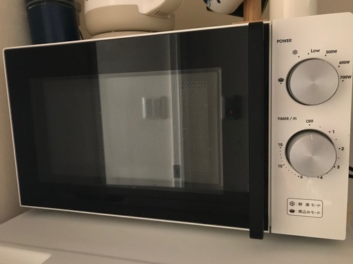電子レンジ2000円で売ります。