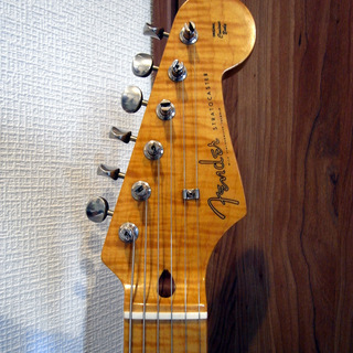 ジャパンビンテージ、ストラトキャスターモデル Early'54 Sunburst/Maple neck VG-2240｜ビンテージフェンダー