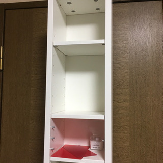 IKEA 本棚 グネドビーの画像
