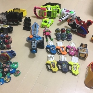 仮面ライダーエグゼイド、ビルド変身ベルト