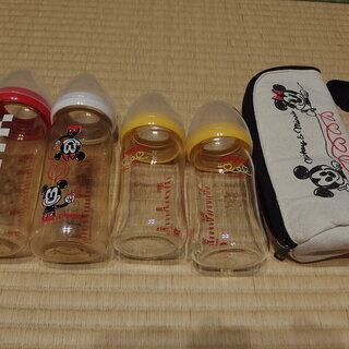 中古　哺乳瓶セット　ピジョン　ケース付き　