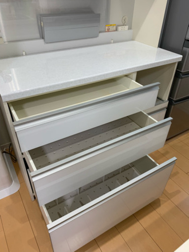 値下げ！！★急募★食器棚 美品！パモウナ製★