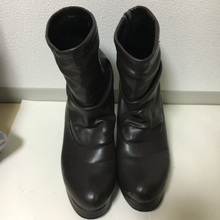ショート ブーツ  ファー付き 