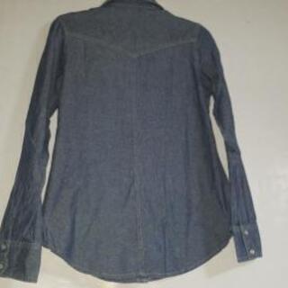 デニム　シャツの画像