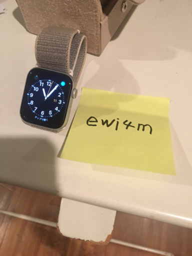 Apple Watch 最新series4GPSモデル44mm手渡しのみ