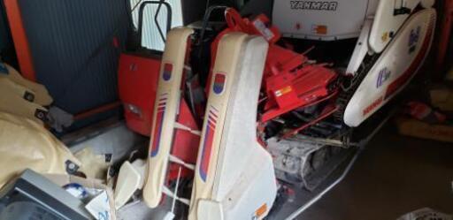 ヤンマ－コンバイン(お話し中)